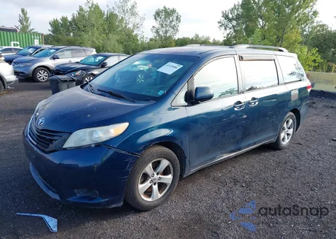 2011 Toyota Sienna Le V6 from USA, damaged, VIN 5TDKK3DCXBS051840